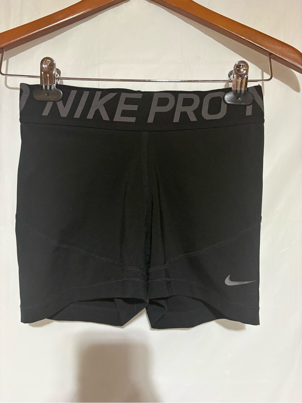 Nike Black Pro Women’s Bike Shorts with Branded Waistband